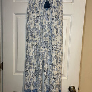Surf Gypsy Blue and White Paisley Print Pull-On Pants.